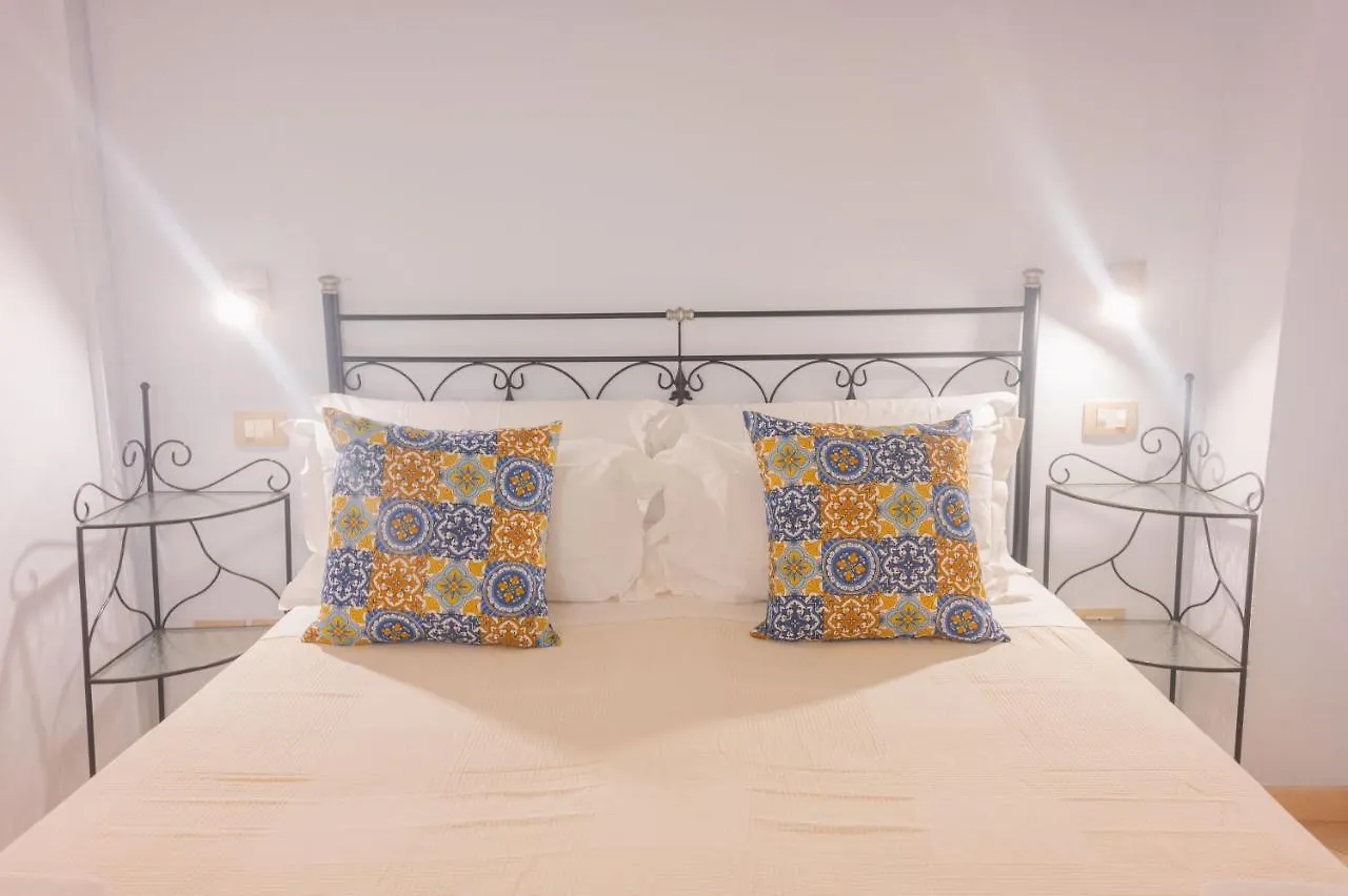 Mosaico Taormina Guest House Piazza IX Aprile 0*,